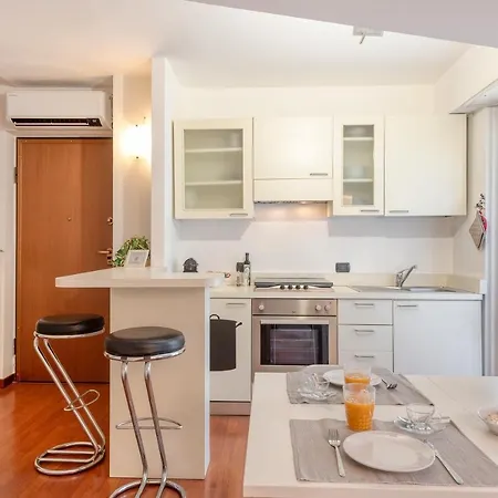 Apartamento Ferrucci, 6 - Monolocale Al Settimo Cielo Milán Exterior foto