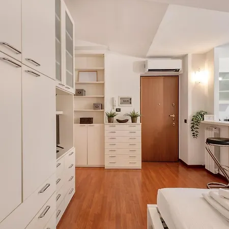Apartamento Ferrucci, 6 - Monolocale Al Settimo Cielo Milán Exterior foto