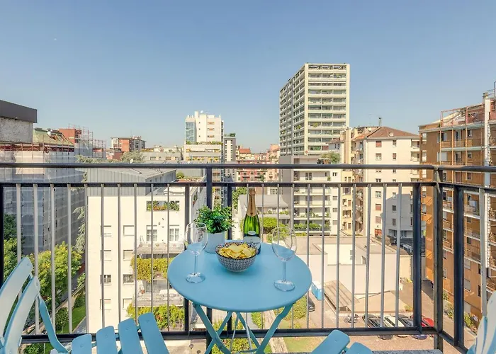 Ferrucci, 6 - Monolocale Al Settimo Cielo